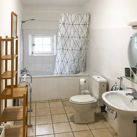 Sleeps 10 With Pool And Wifi *